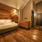Everest - Luxury 3*