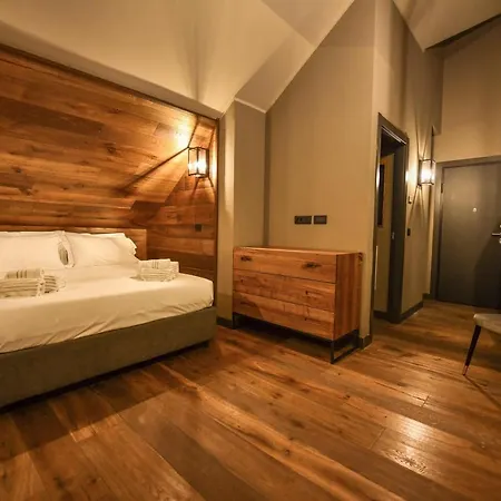 Everest - Luxury 3*