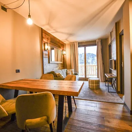 Apartahotel Everest - Luxury
