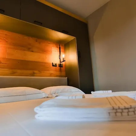Aparthotel Everest - Luxury *