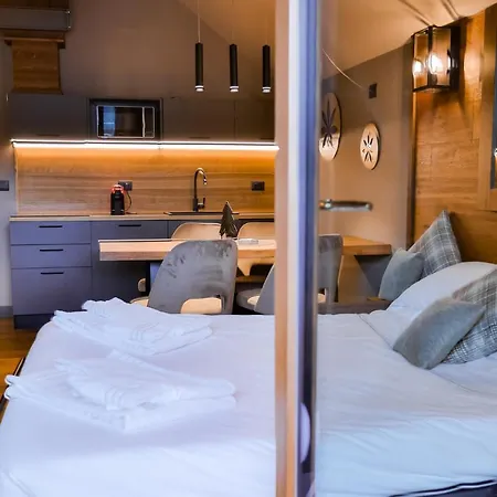 Everest - Luxury Appart hôtel *