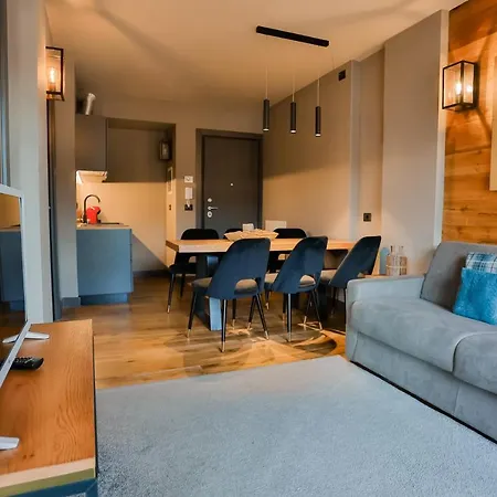Everest - Luxury Aparthotel