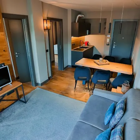 Everest - Luxury Aparthotel