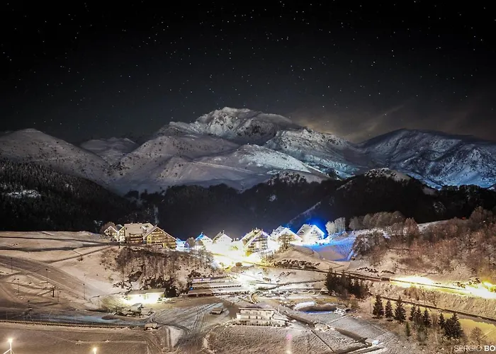 Everest - Luxury Apartahotel