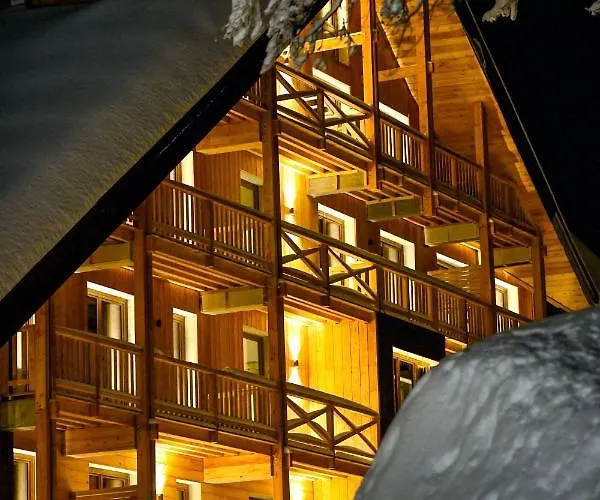 Everest - Luxury Apartahotel 3*