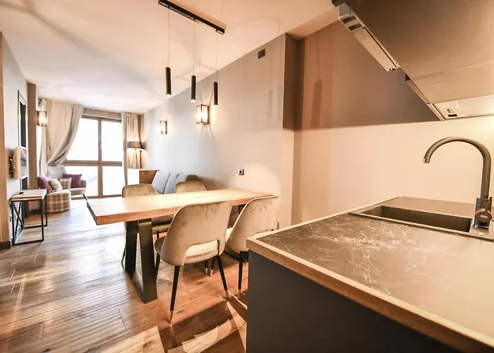 Everest - Luxury 3* Prato Nevoso