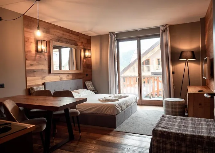 Everest - Luxury Apartahotel